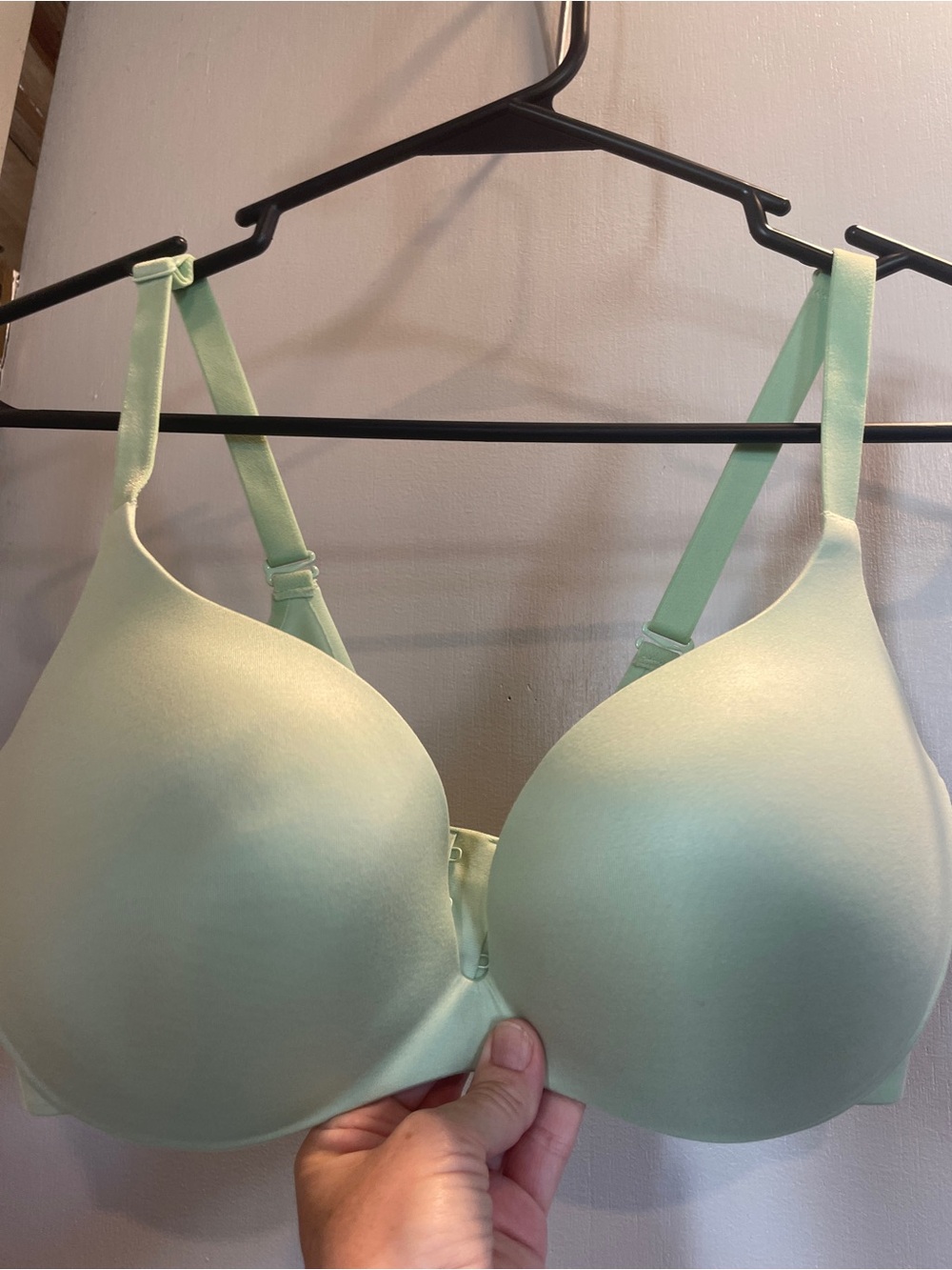 Ambrielle Mint Green Smooth T-Shirt Bra with Adjustable Straps size 34 D
